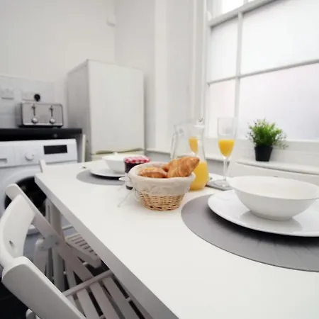Montpelier Heights By Staybc Appartement